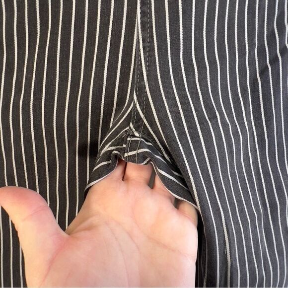 Judy Blue® Ultra High Rise Super Flare Jean 25 - Picture 16 of 16